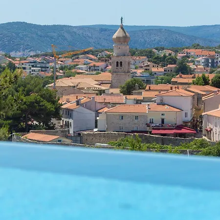 Unique With Private Pool Apartment