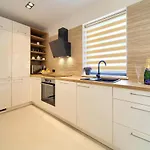 Unique With Private Pool Апартаменты Крк