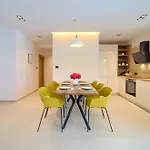 Unique With Private Pool Апартаменты *