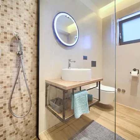 Unique With Private Pool Veglia