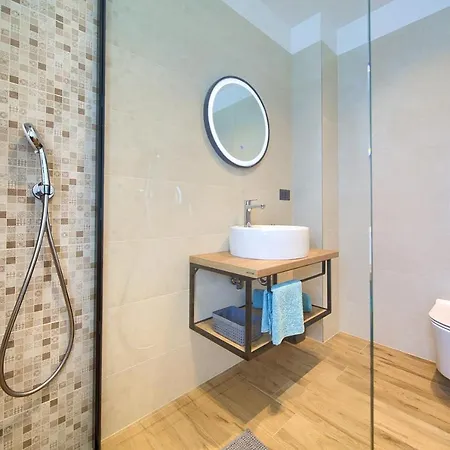 Apartament Unique With Private Pool Krk Town