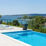 Unique With Private Pool * Krk Town